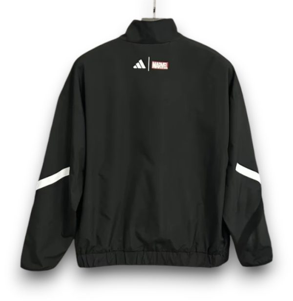 Chaqueta Real Madrid x Marvel – Cortavientos