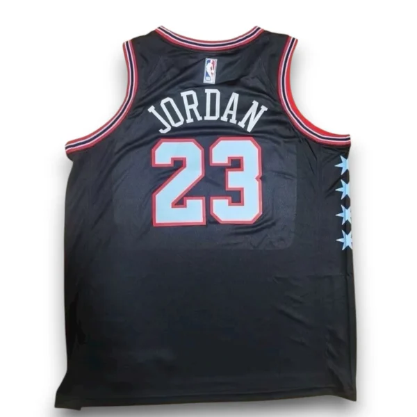 IMG-1620_ce92e26d-39ce-4426-8c6a-dd0121f4e75c.webp Camiseta Chicago Bulls City Edition 2025-2026