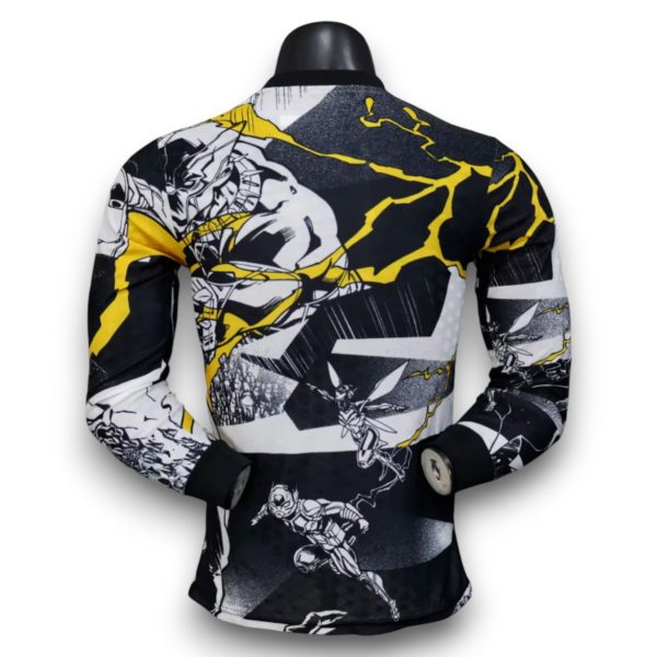Camiseta Real MadridxMarvel 2025-2026 Manga Larga – Version Pro Player