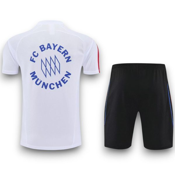 Conjunto Bayern 2025-2026 – Entrenamiento 2