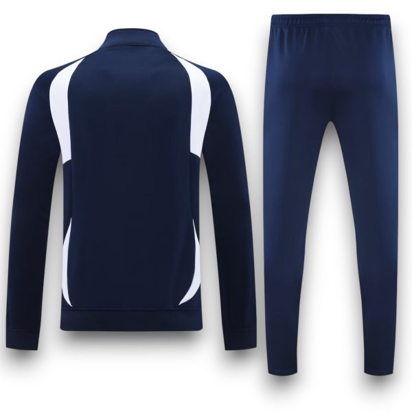 france-dark-blue-with-white-retro-model-tracksuit1-Photoroom.jpg Chándal Francia 2025-2026 Local Retro – Cremallera