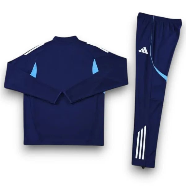 madrid-25-26-training-suit-kid-size2.webp Chándal Real Madrid 2025-2026 Visitante 2 – Entrenamiento