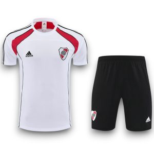 river-25-26-white-training-kit-Photoroom.jpg Conjunto River Plate Visitante 2025-2026 – Entrenamiento