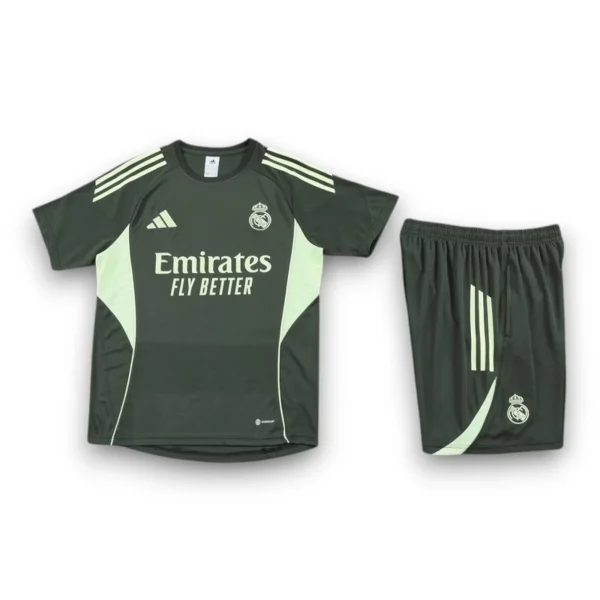 Conjunto Real Madrid 2025-2026 Alternativo – Entrenamiento