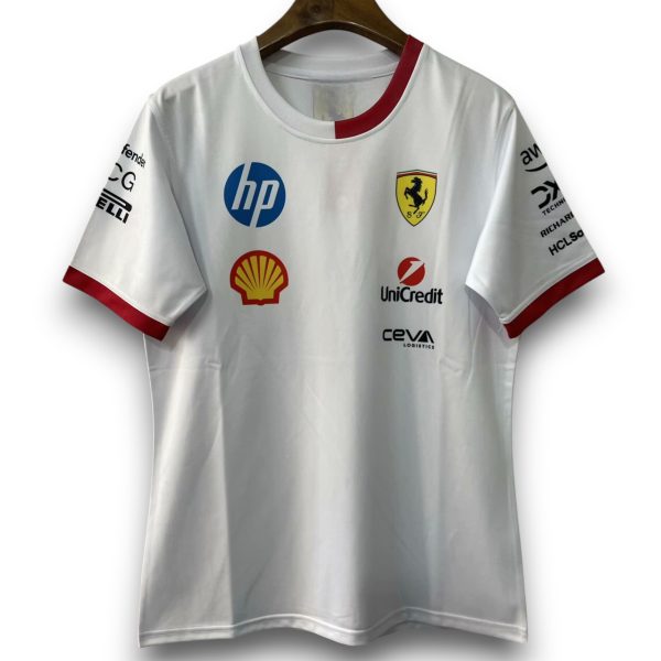 Camiseta Ferrari F1 2025 Blanca – Edición Scuderia Colección Tifosi