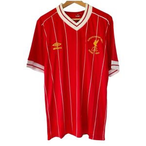 83-84-FIN-Photoroom.jpg Camiseta LVP 1983-1984 Local Final UCL