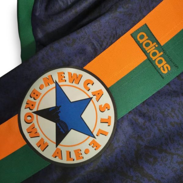 Camiseta Newcastle 1997-1998 Visitante