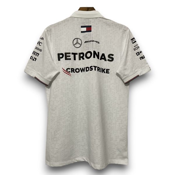 99282613-Photoroom.jpg Polo Mercedes F1 2024 Silver Arrows – Colección AMG Petronas
