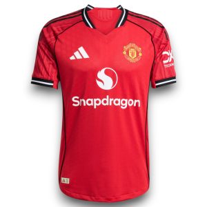 AUXv6Bm3ZFa90oi-Photoroom.jpg Camiseta Manchester United 2025-2026 Local