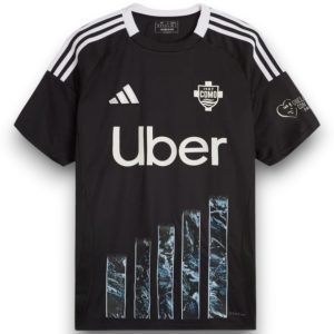 ZHi8InXCSkyovI8-Photoroom.jpg Camiseta Como 2024-2025 Alternativa