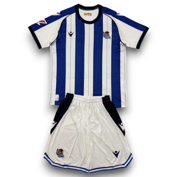 b4bf9248-Photoroom.jpg Camiseta Real Sociedad 2025-26 Local | Nueva Equipación Txuri-urdin
