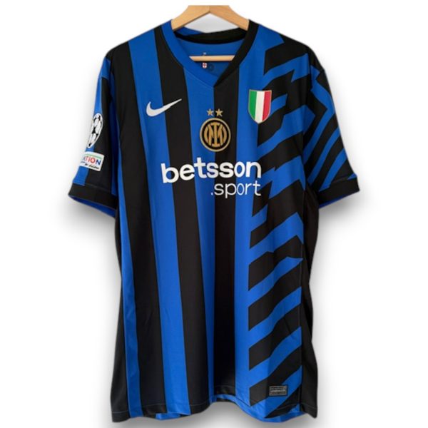 camiseta-inter-milan-24-25-local-Photoroom.jpg Camiseta Inter de Milán 2024-2025 Local