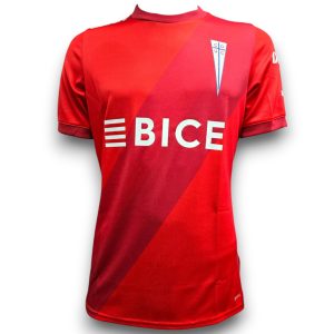 camiseta-universidad-chile-24-visitante-Photoroom.jpg Camiseta Universidad Católica del Chile 2024 – Visitante