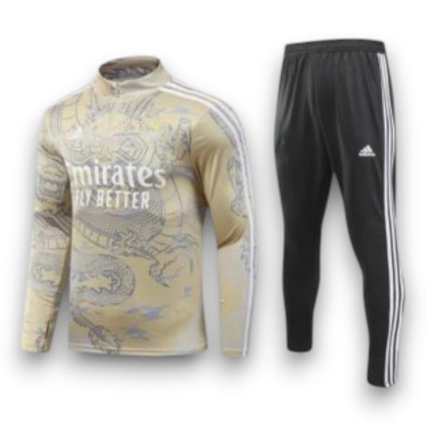 comprar-Chandal-Real-Madrid-2023-2024-Dragon-Entrenamiento-2-300x300-Photoroom.jpg Chándal Real Madrid 2023-2024 Dragon 2 – Entrenamiento