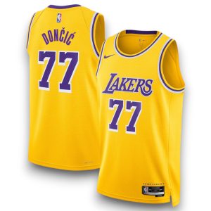 los-angeles-lakers-nike-icon-edition-swingman-jersey-gold-luka-doncic-unisex_ss5_p-202849488-pv-1-Photoroom.jpg Camiseta Los Angeles Lakers Icon 2024-2025