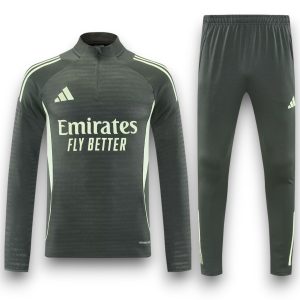 madrid-25-26-dark-green-training-suit-Photoroom.jpg Chándal Real Madrid 2025-2026 Alternativo 3 – Entrenamiento